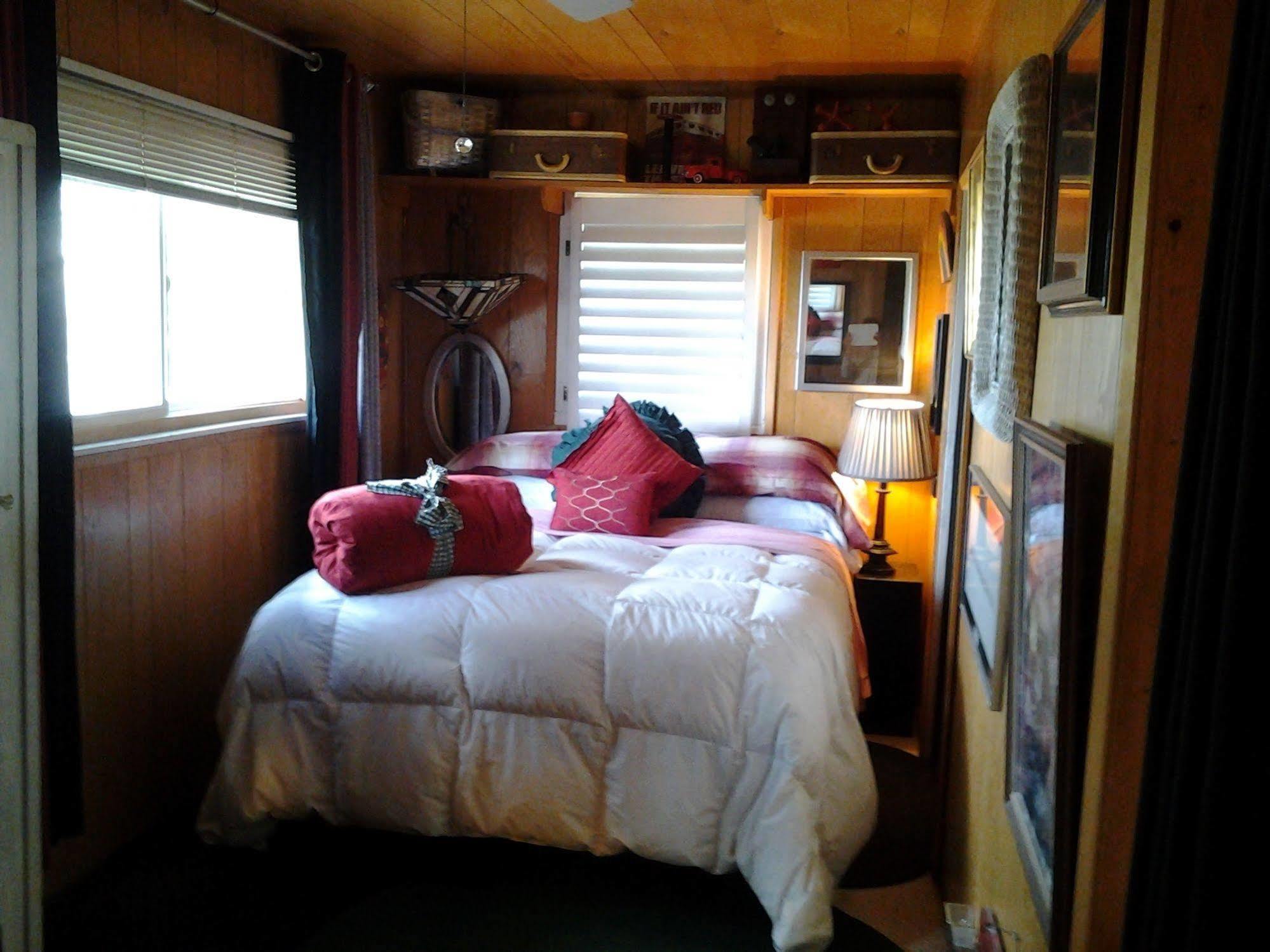 Rainbow Guest House Fallbrook Extérieur photo