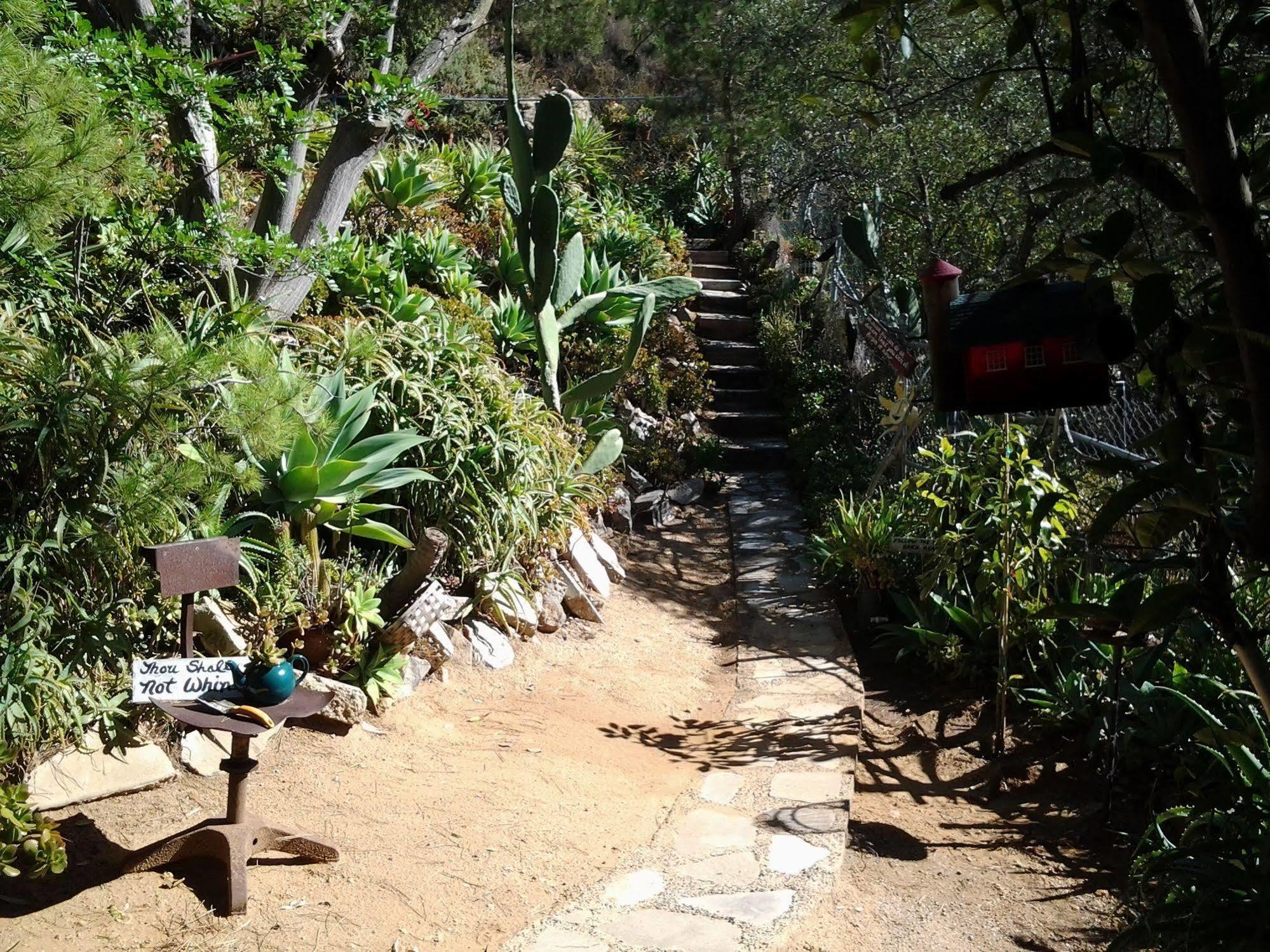 Rainbow Guest House Fallbrook Extérieur photo