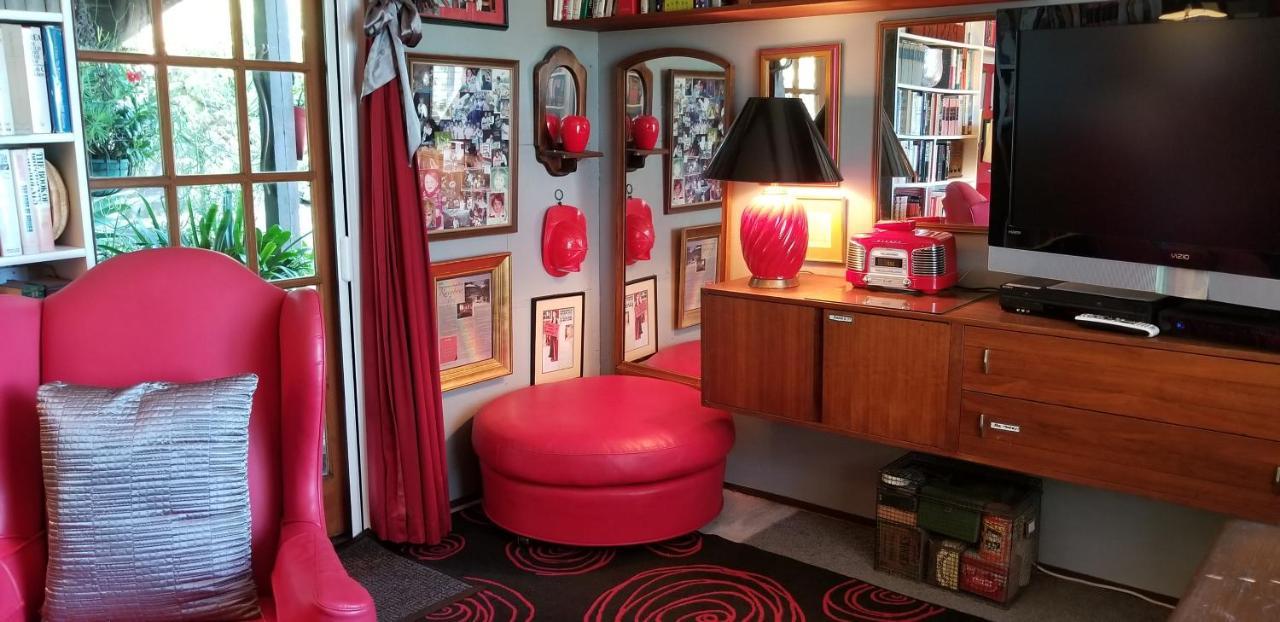 Rainbow Guest House Fallbrook Extérieur photo